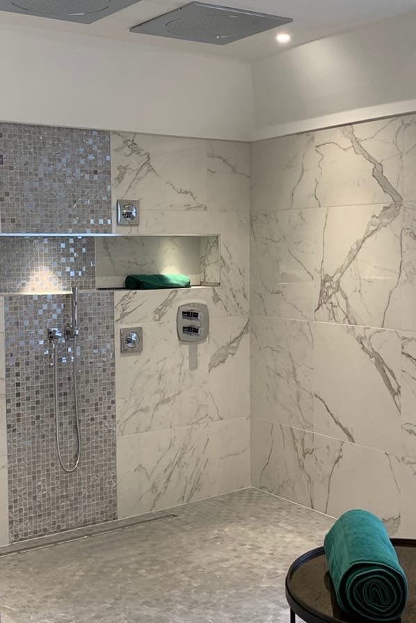 Luxurious Penthouse Bathroom Designs – Concept Design - Simple Minimalist Penthouse Bathroom Design Layout